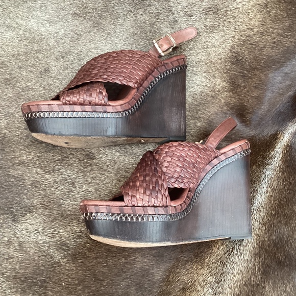 Vince Camuto Signature Vi Lenny Latigo Wrap Leather Wedges - Picture 6 of 11